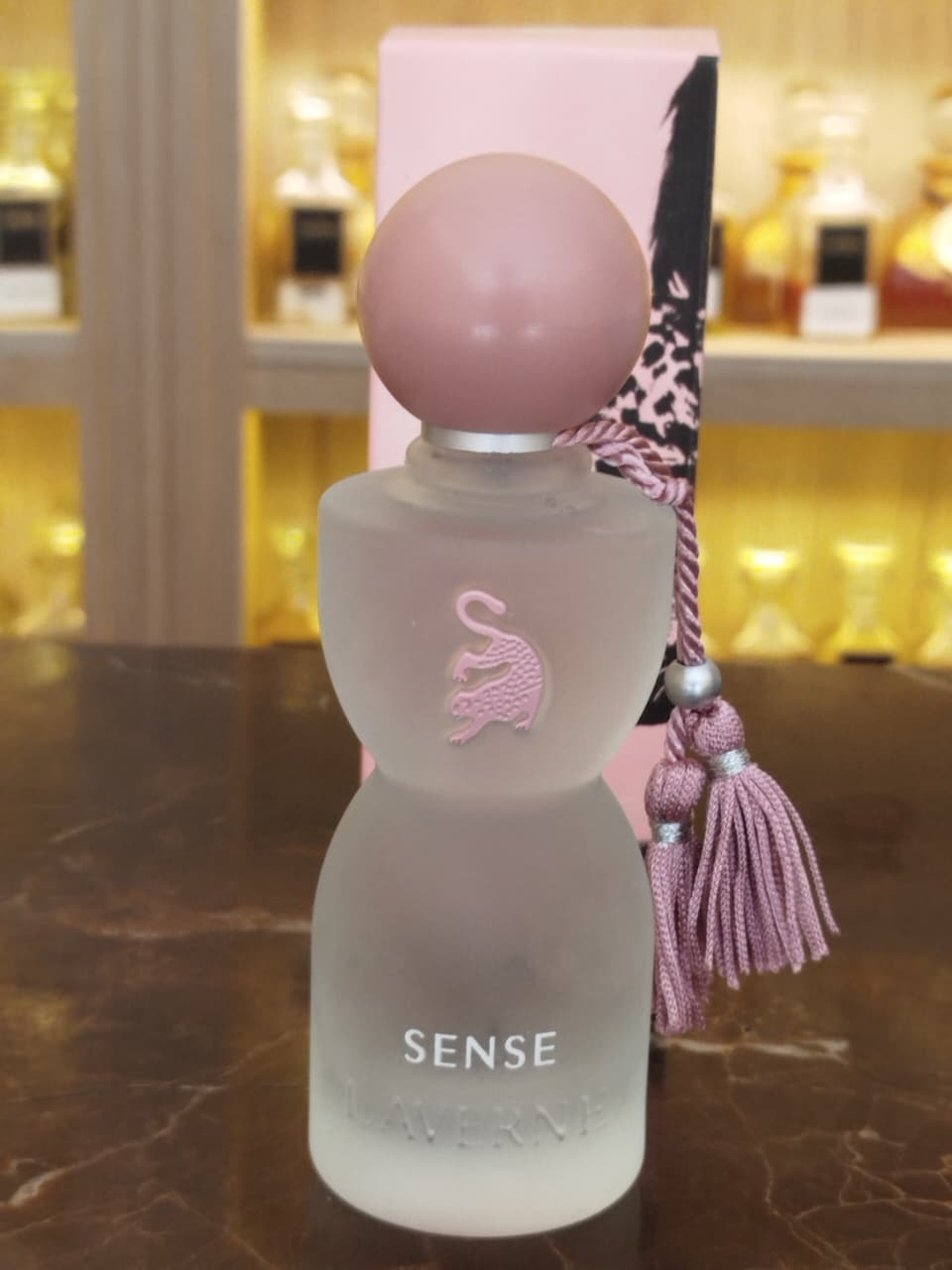 جورجينا سنيسس -Sense Laverne